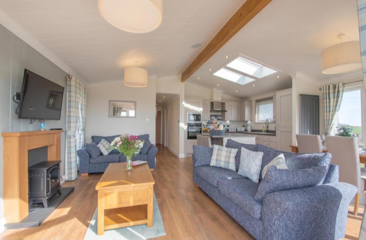 Luxury Family Beechwood Lodge With Hot Tub Lochwinnoch Kültér fotó