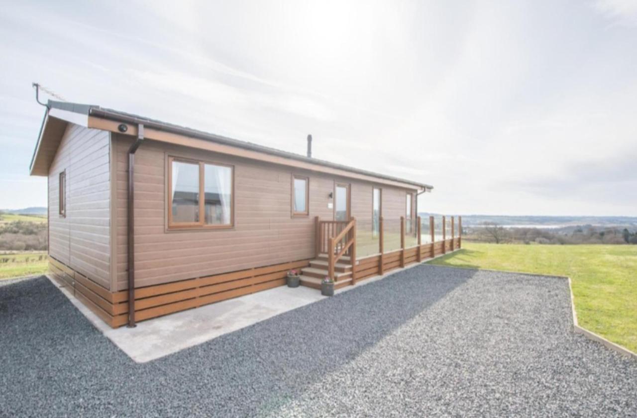 Luxury Family Beechwood Lodge With Hot Tub Lochwinnoch Kültér fotó